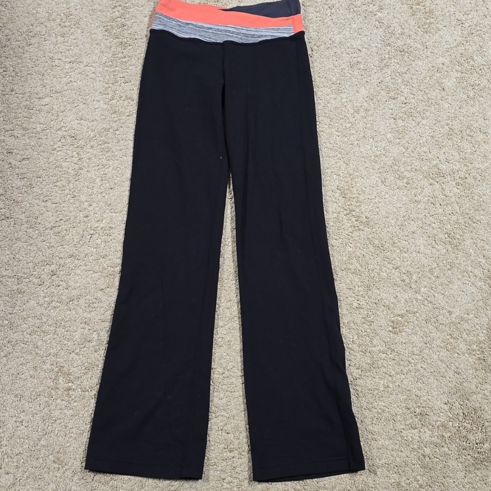 Lululemon Astro Pant size 6